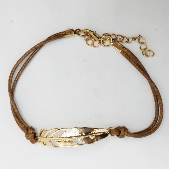NEW Feather Strap Chain Bracelet - Picture 3 of 4